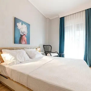 city-pulse-tsimiski-apartment.hotels-of-thessaloniki.com/