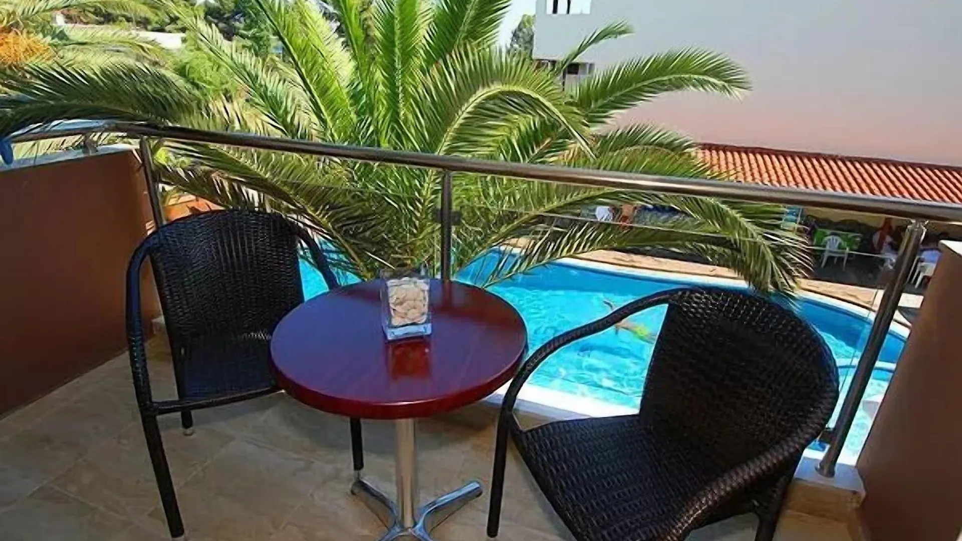 Hotel Simeon Metamorfosi